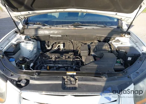 2010 Hyundai Santa Fe Gls z USA, uszkodzony, nr VIN 5NMSG3AB9AH352906